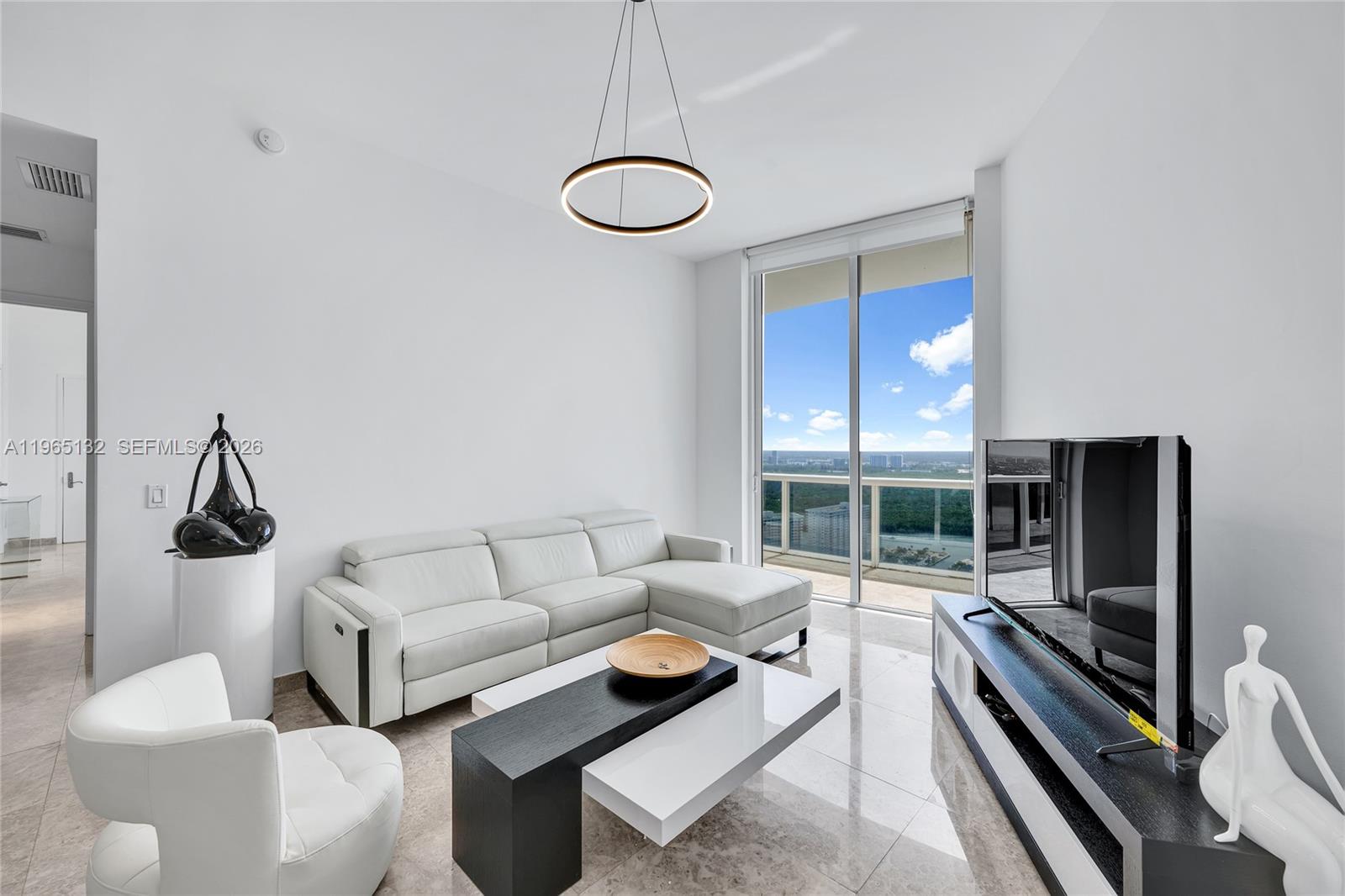 16001 COLLINS AV #3805, Sunny Isles Beach FL 33160