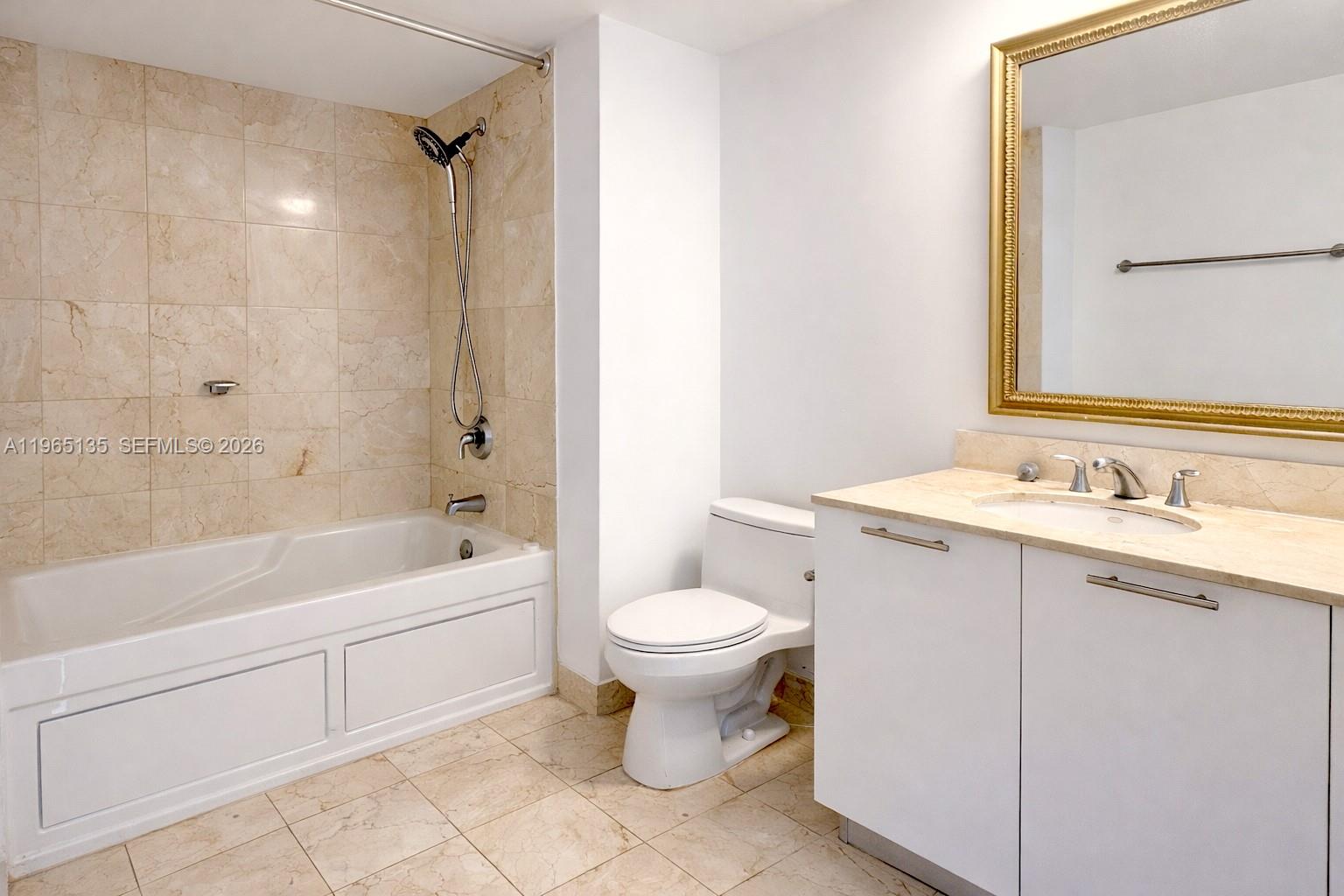 1800 N Bayshore Dr #4102, Miami FL 33132