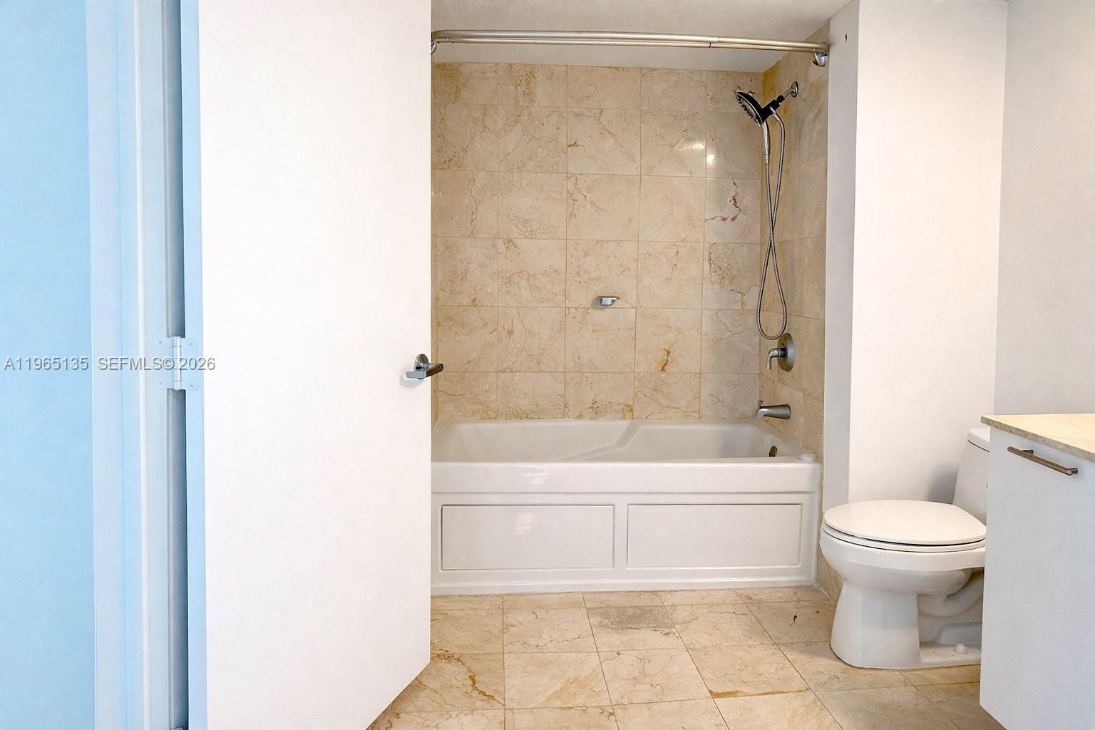 1800 N Bayshore Dr #4102, Miami FL 33132