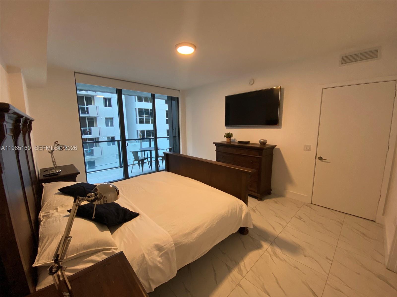 201 SW 17th Rd #403, Miami FL 33129