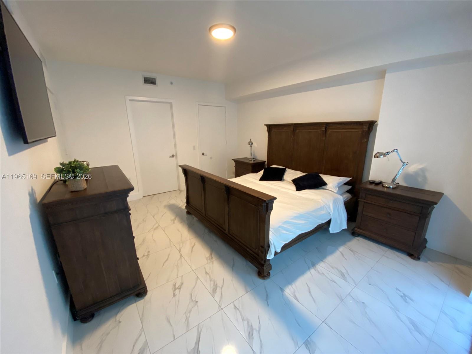 201 SW 17th Rd #403, Miami FL 33129