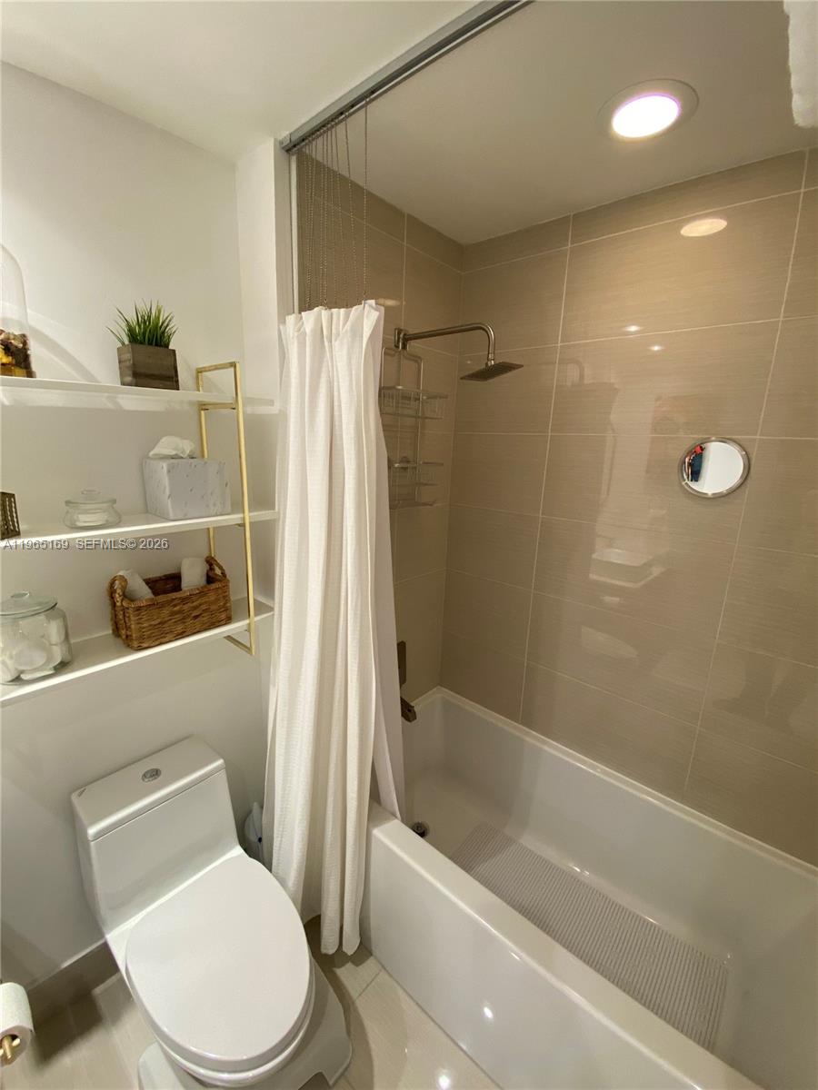 201 SW 17th Rd #403, Miami FL 33129