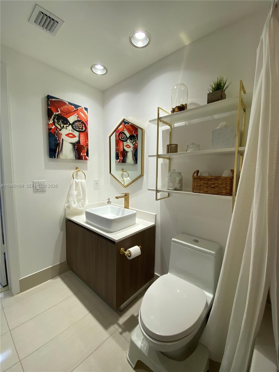 201 SW 17th Rd #403, Miami FL 33129