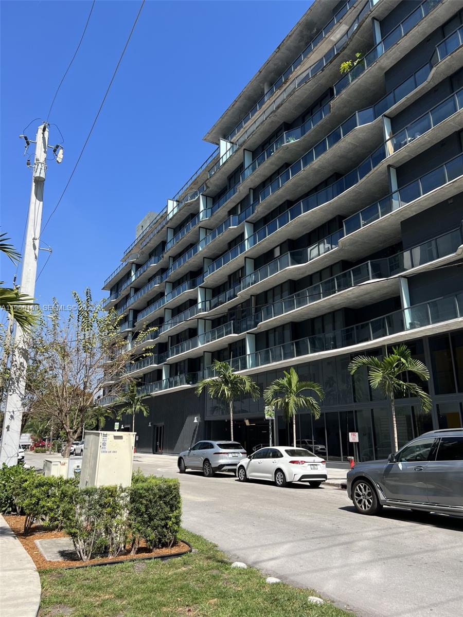201 SW 17th Rd #403, Miami FL 33129