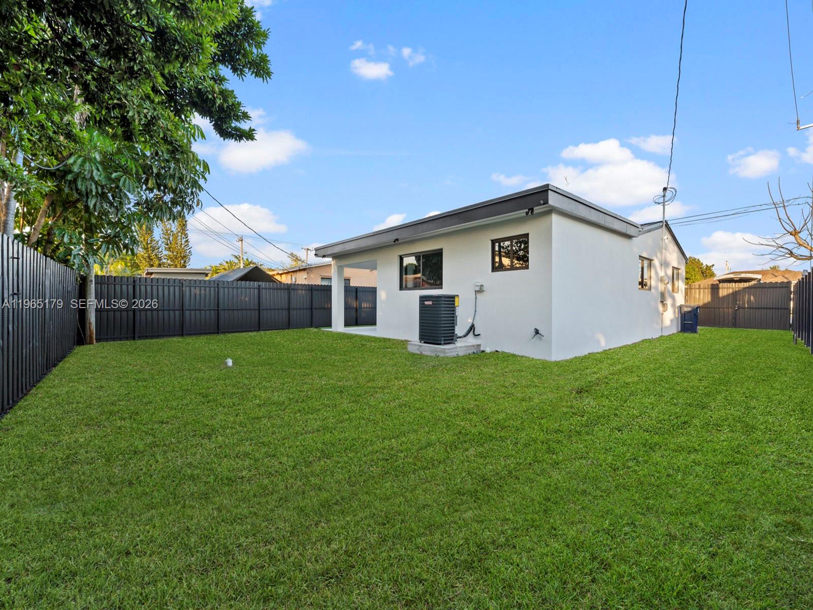 3620 SW 92nd Ave, Miami FL 33165