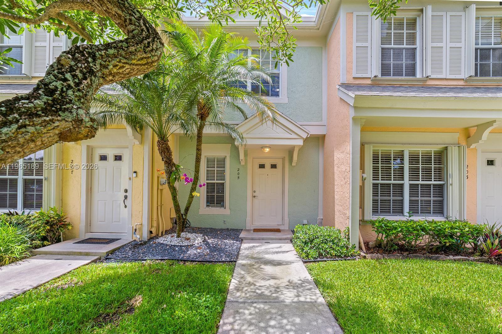205 Mallory Ct #205, Weston FL 33326
