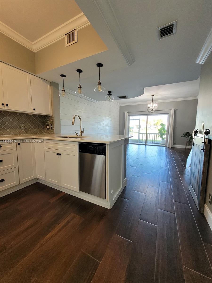 205 Mallory Ct #205, Weston FL 33326