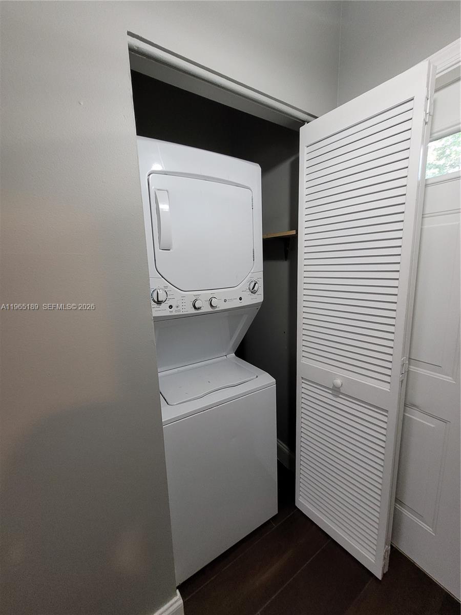 205 Mallory Ct #205, Weston FL 33326