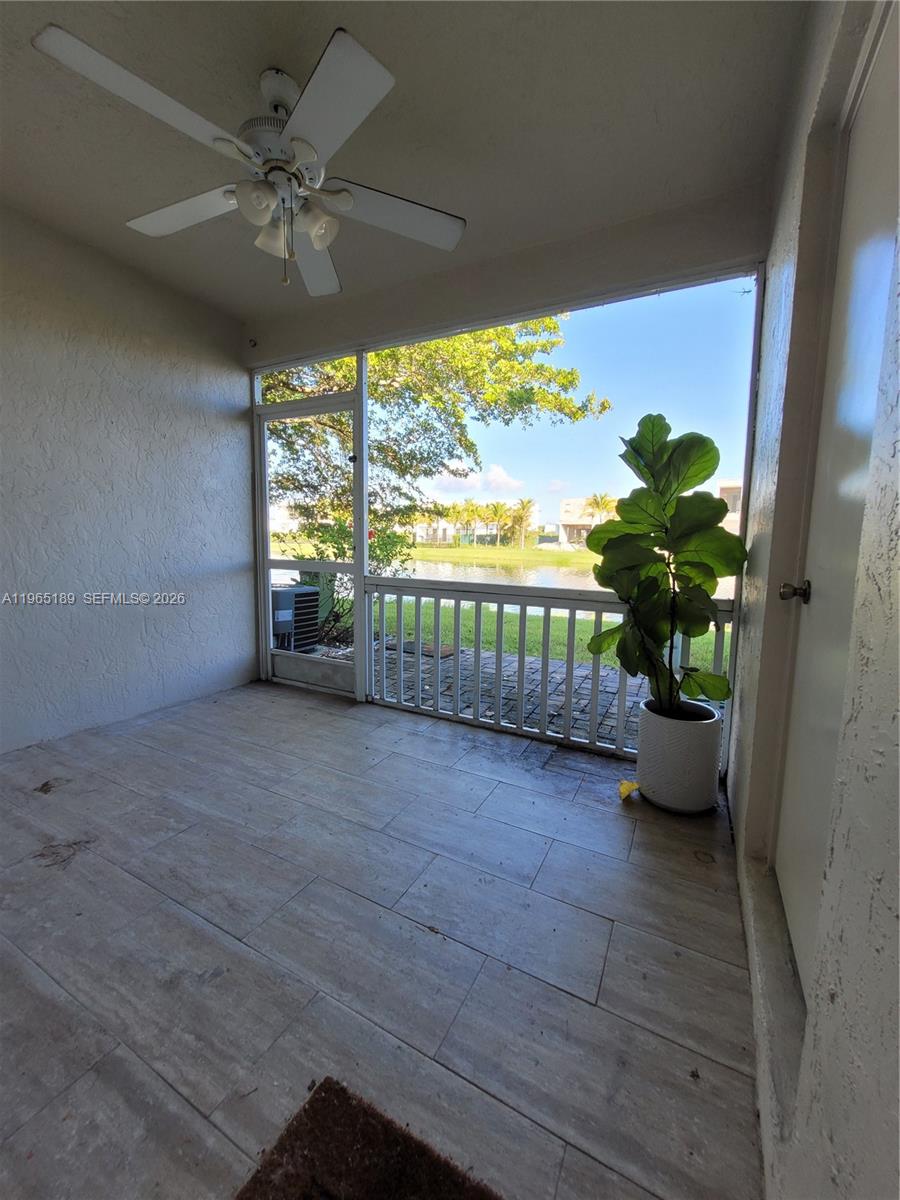 205 Mallory Ct #205, Weston FL 33326