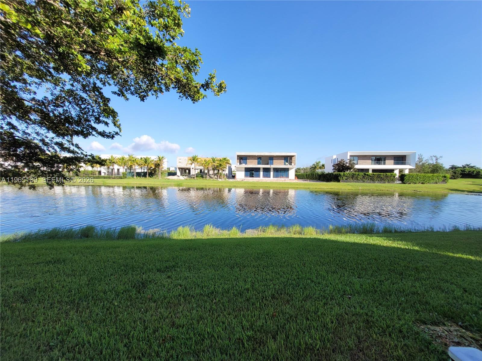 205 Mallory Ct #205, Weston FL 33326