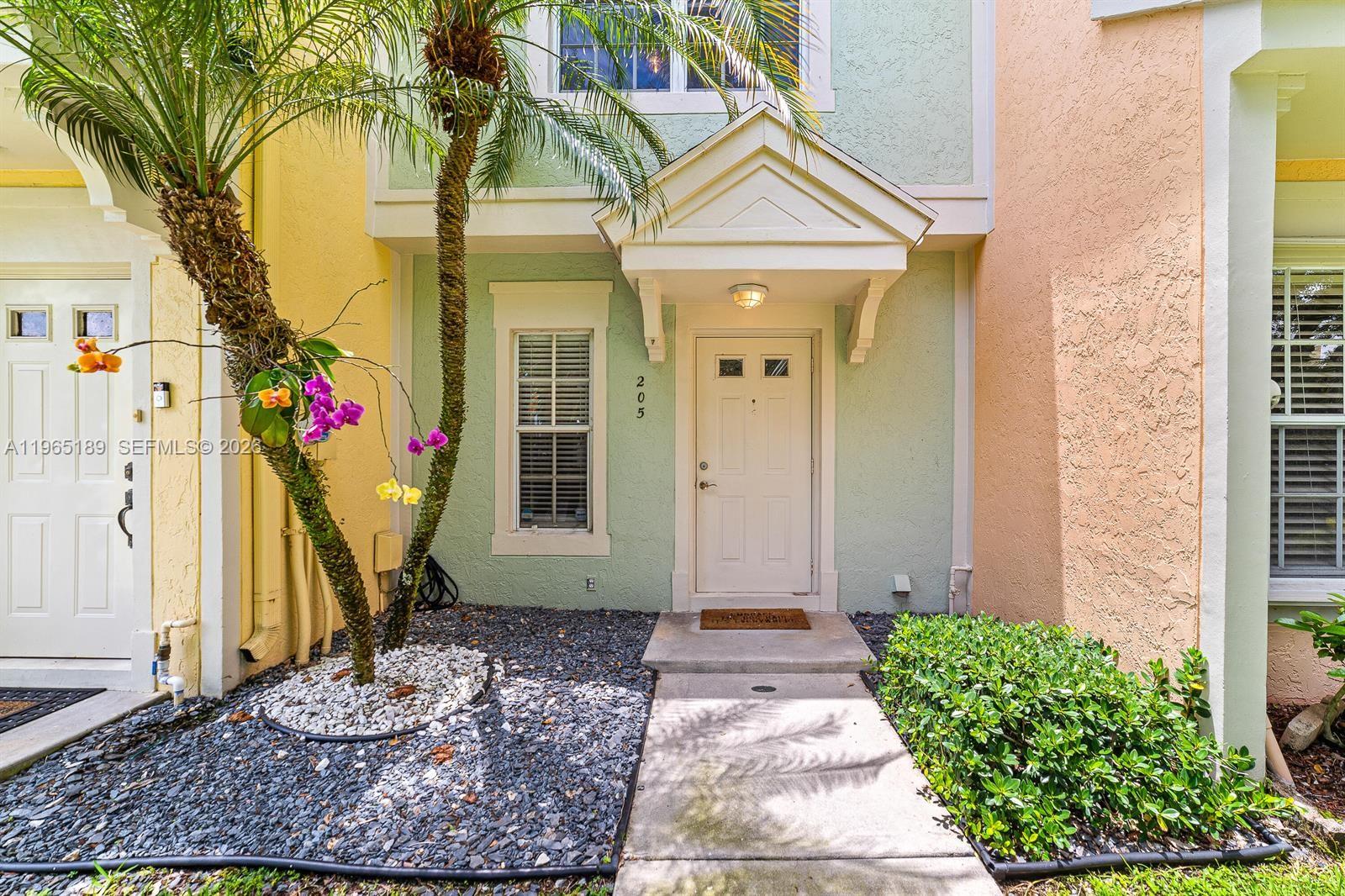 205 Mallory Ct #205, Weston FL 33326