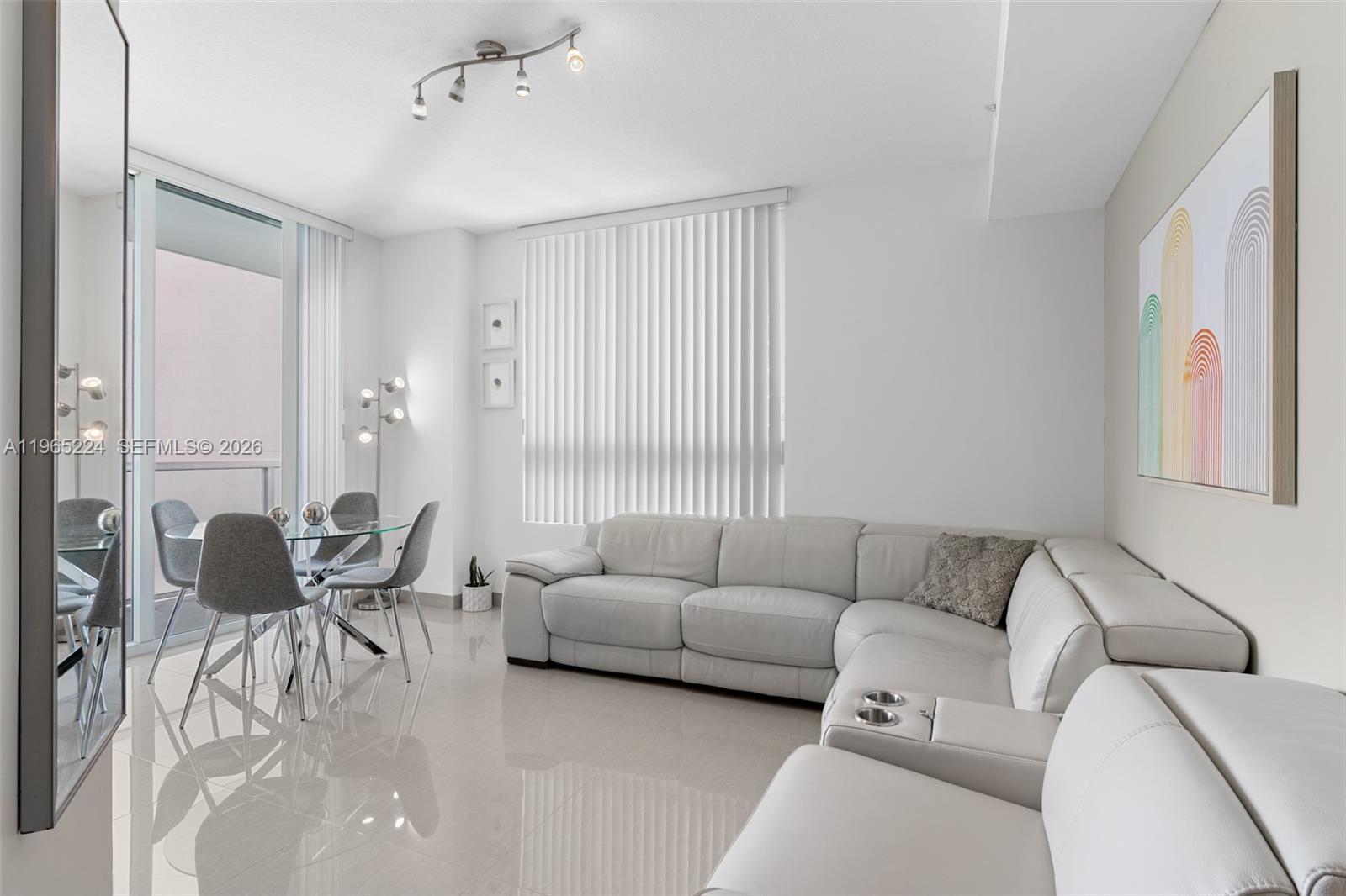 1900 N Bayshore Dr #1505, Miami FL 33132