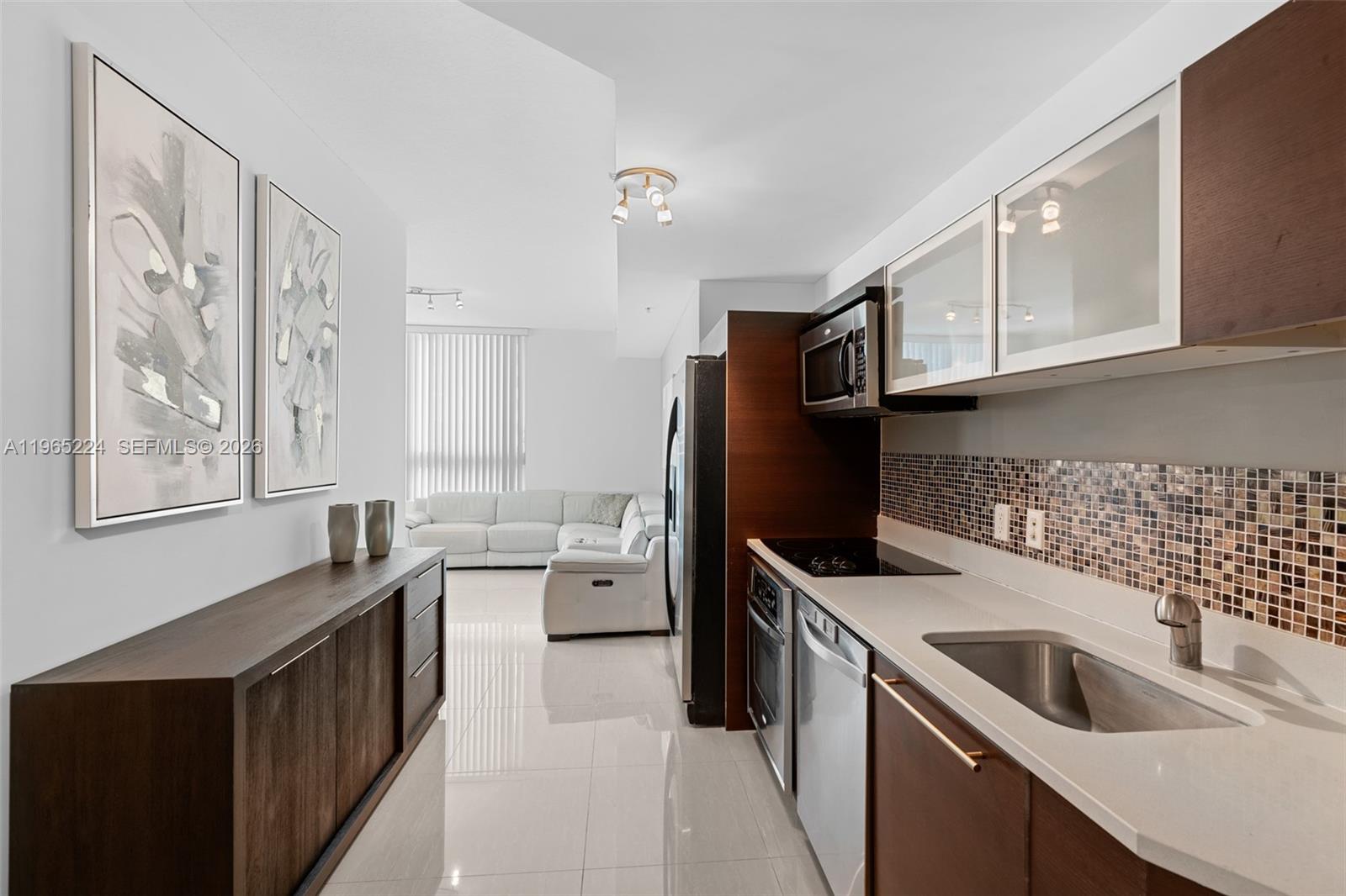 1900 N Bayshore Dr #1505, Miami FL 33132