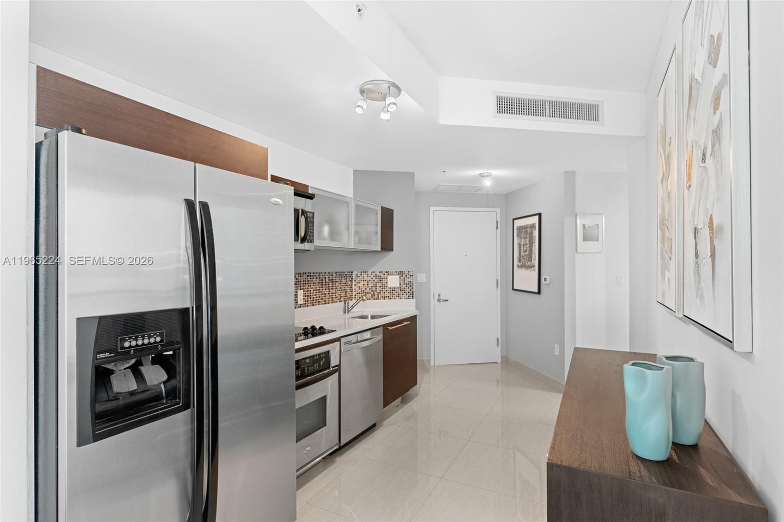 1900 N Bayshore Dr #1505, Miami FL 33132