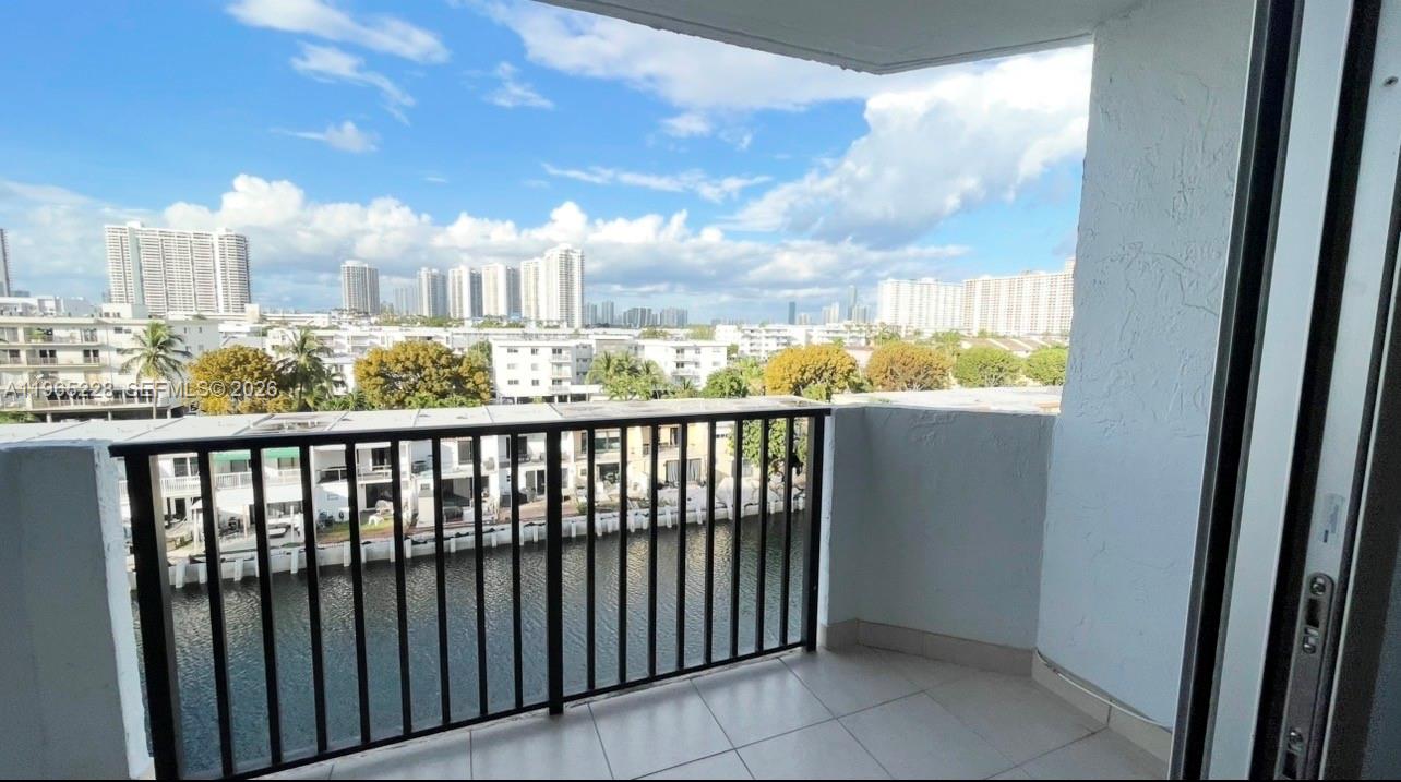 3703 NE 166th St #602, North Miami Beach FL 33160