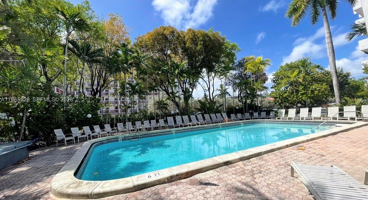 3703 NE 166th St #602, North Miami Beach FL 33160