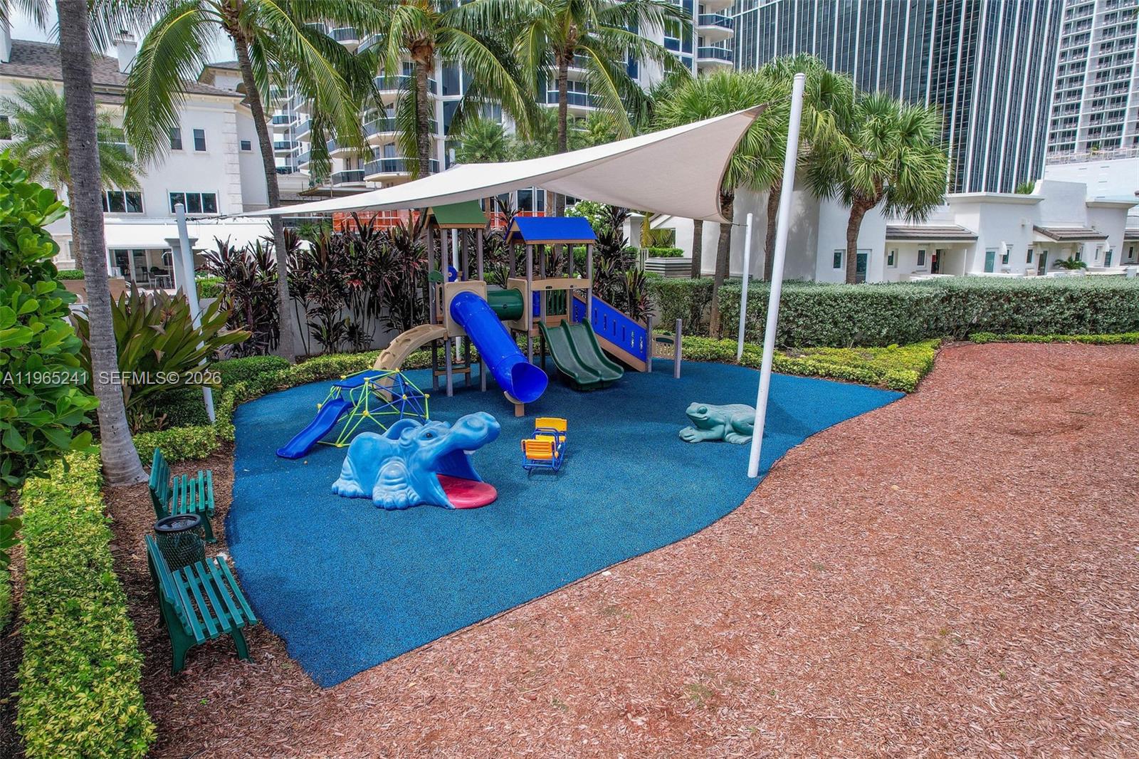 4775 Collins Ave #2805, Miami Beach FL 33140