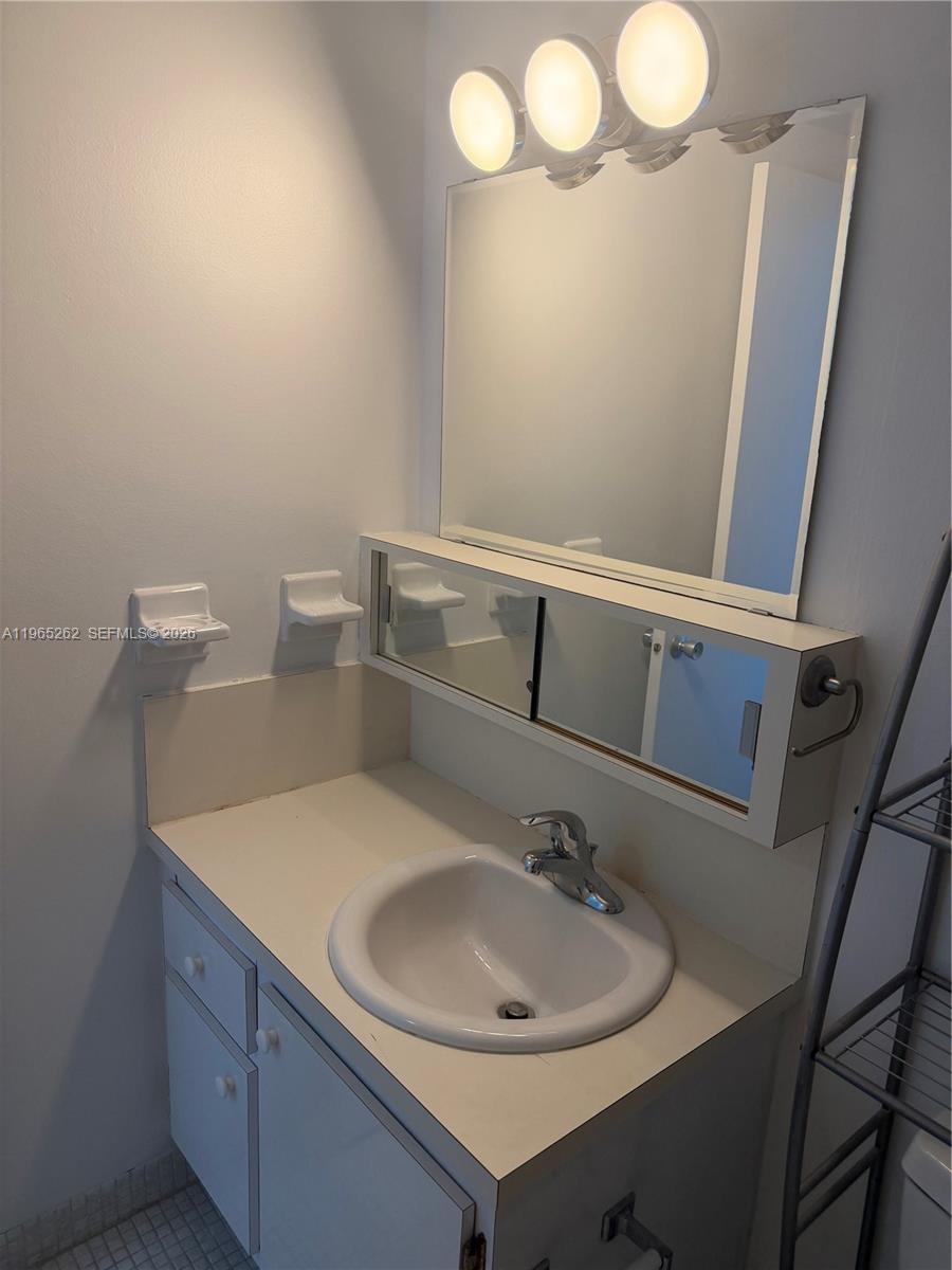 1000 West Ave #804, Miami Beach FL 33139