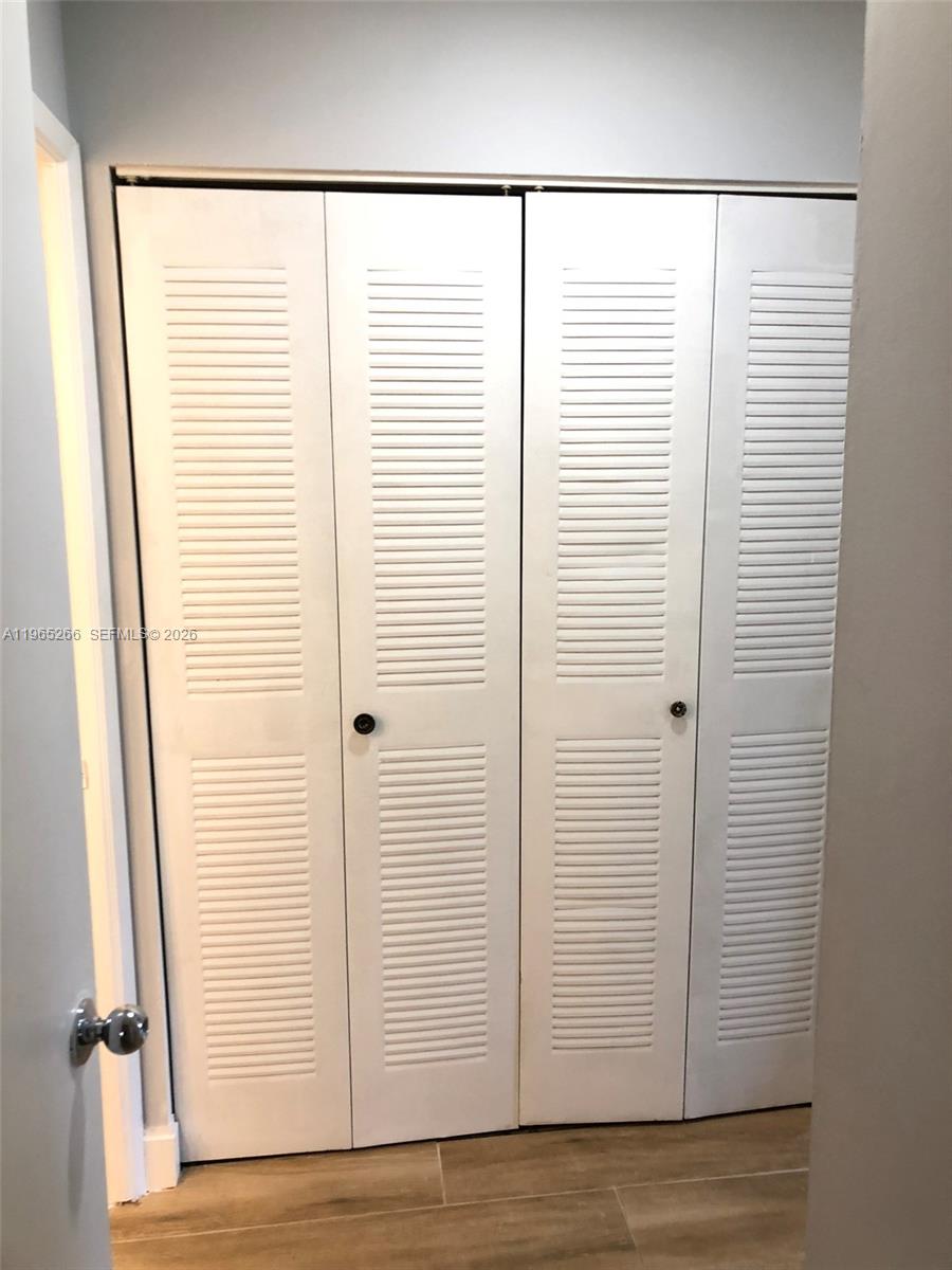 19801 E Country Club Dr #4406, Aventura FL 33180