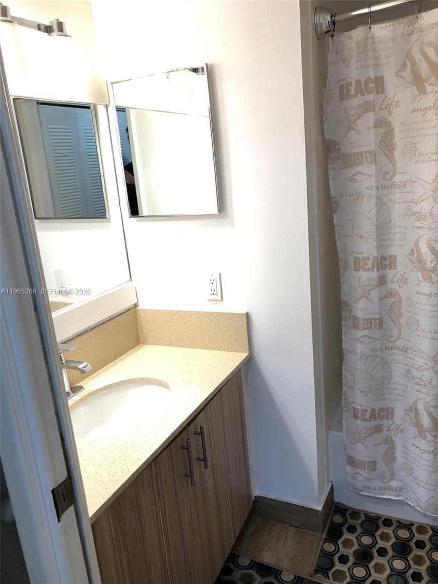 19801 E Country Club Dr #4406, Aventura FL 33180
