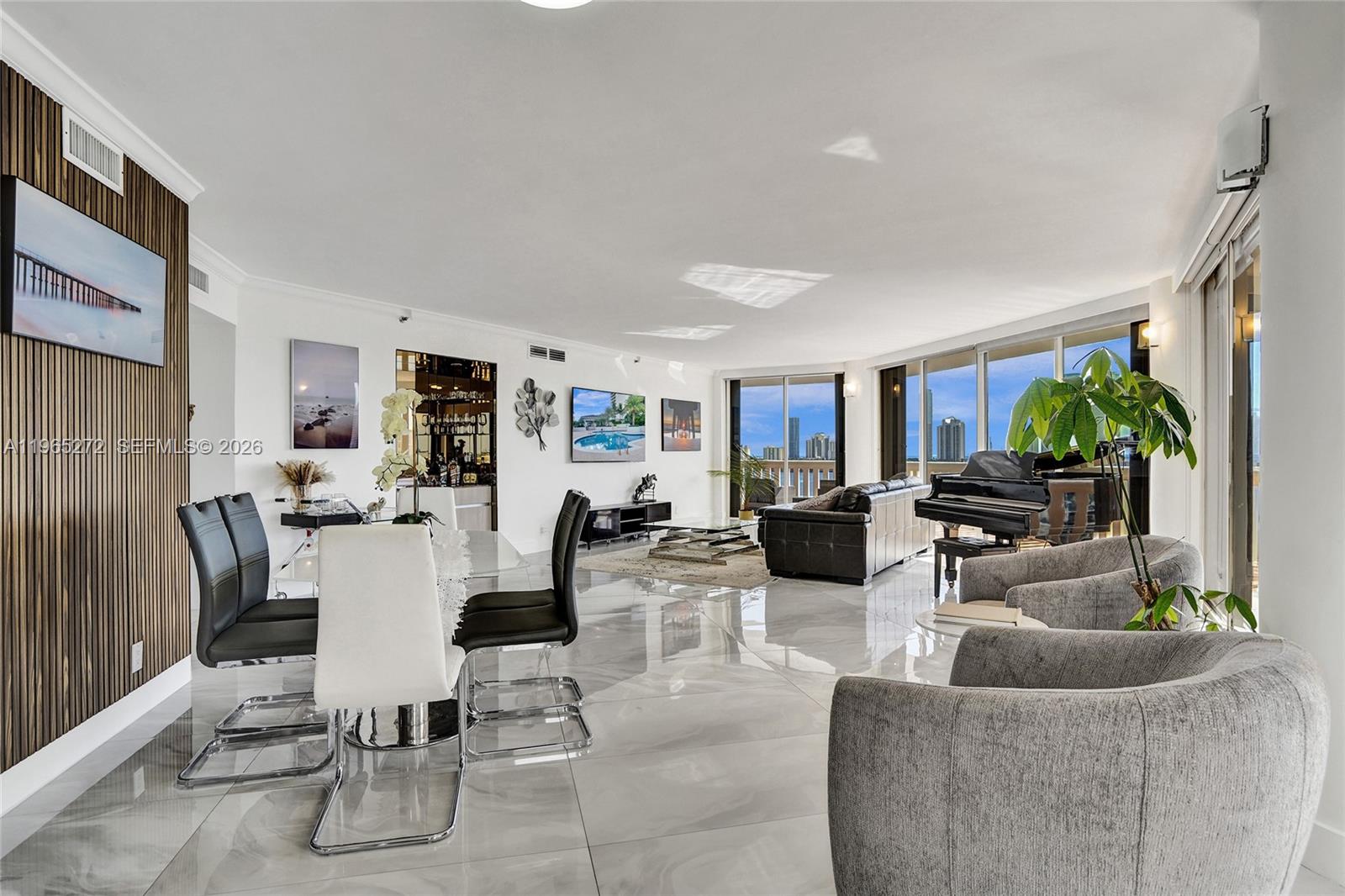 3000 Island Blvd #1106, Aventura FL 33160