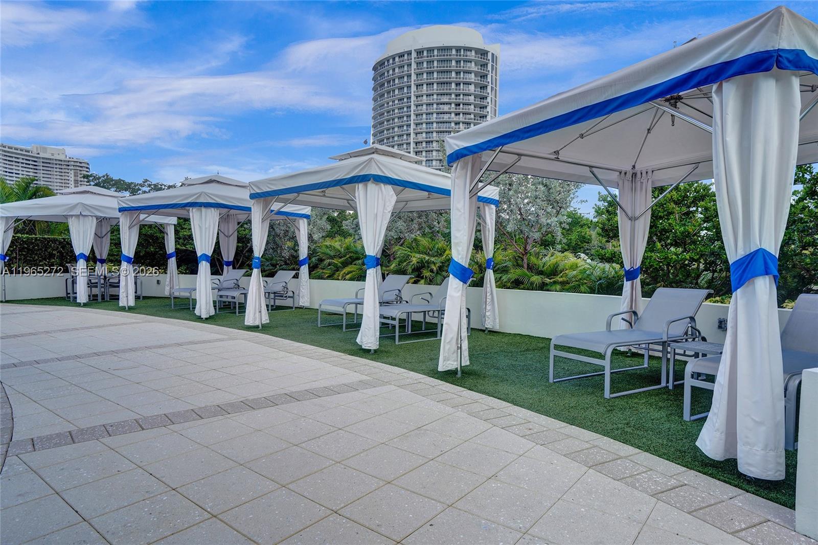 3000 Island Blvd #1106, Aventura FL 33160