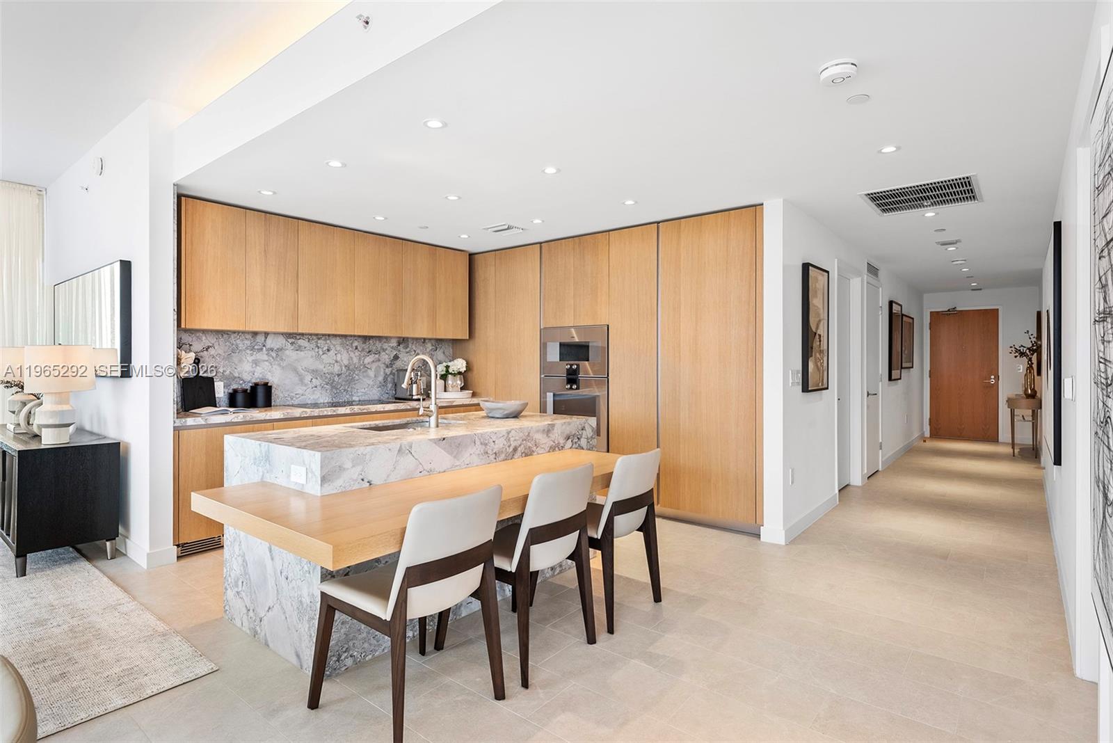 500 Alton Rd #901, Miami Beach FL 33139