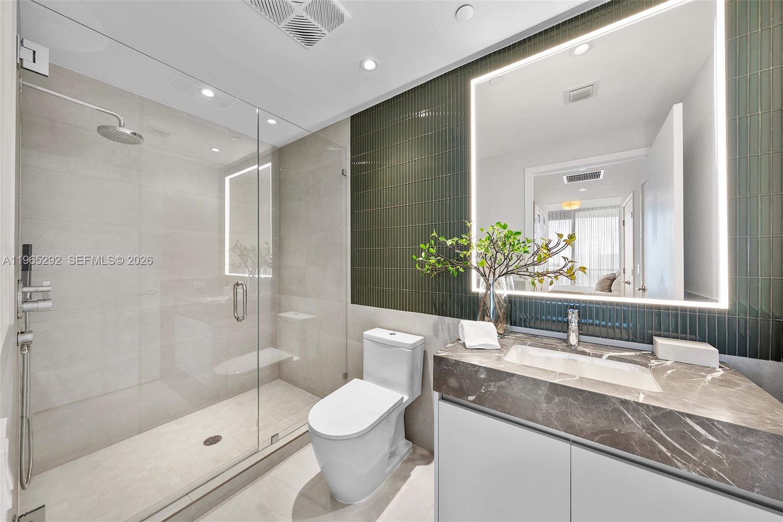 500 Alton Rd #901, Miami Beach FL 33139