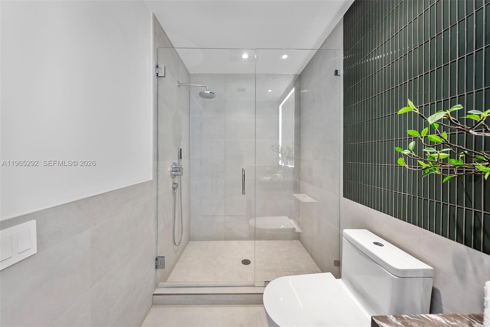 500 Alton Rd #901, Miami Beach FL 33139