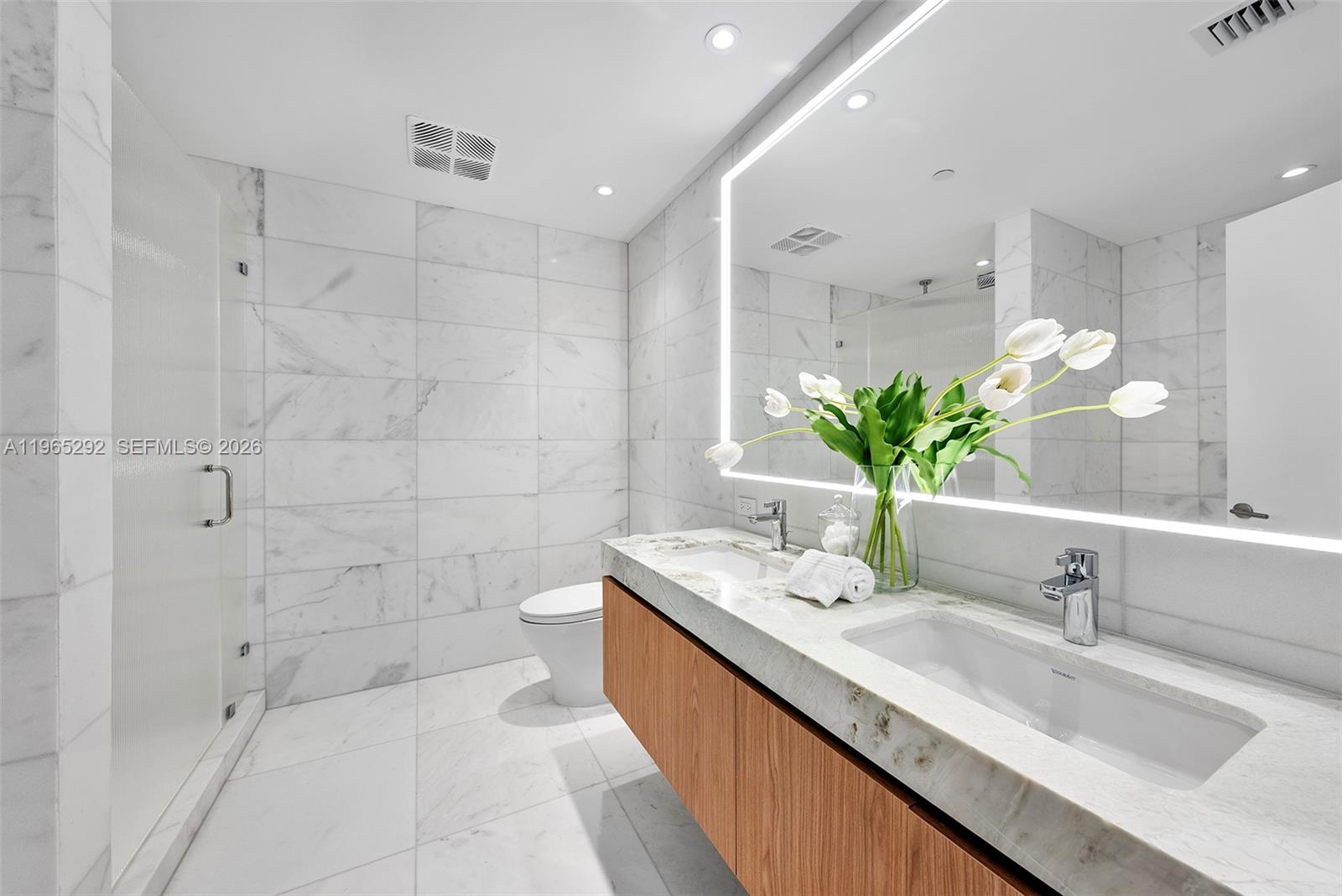 500 Alton Rd #901, Miami Beach FL 33139