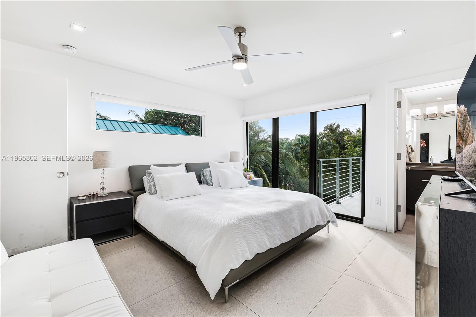640 Fernwood Rd, Key Biscayne FL 33149