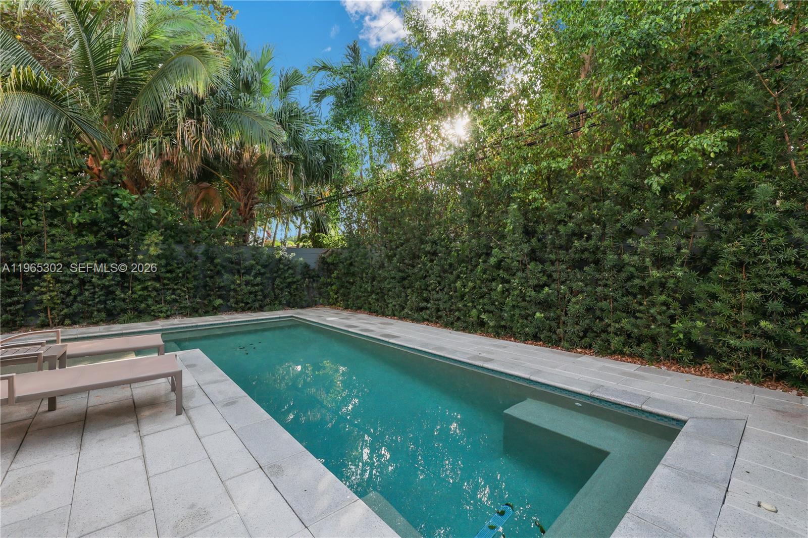 640 Fernwood Rd, Key Biscayne FL 33149