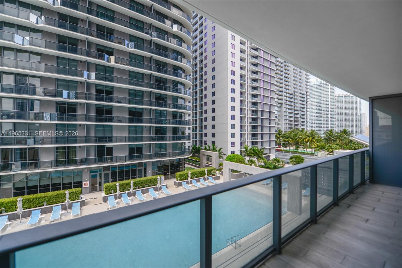 45 SW 9th St #1107, Miami FL 33130