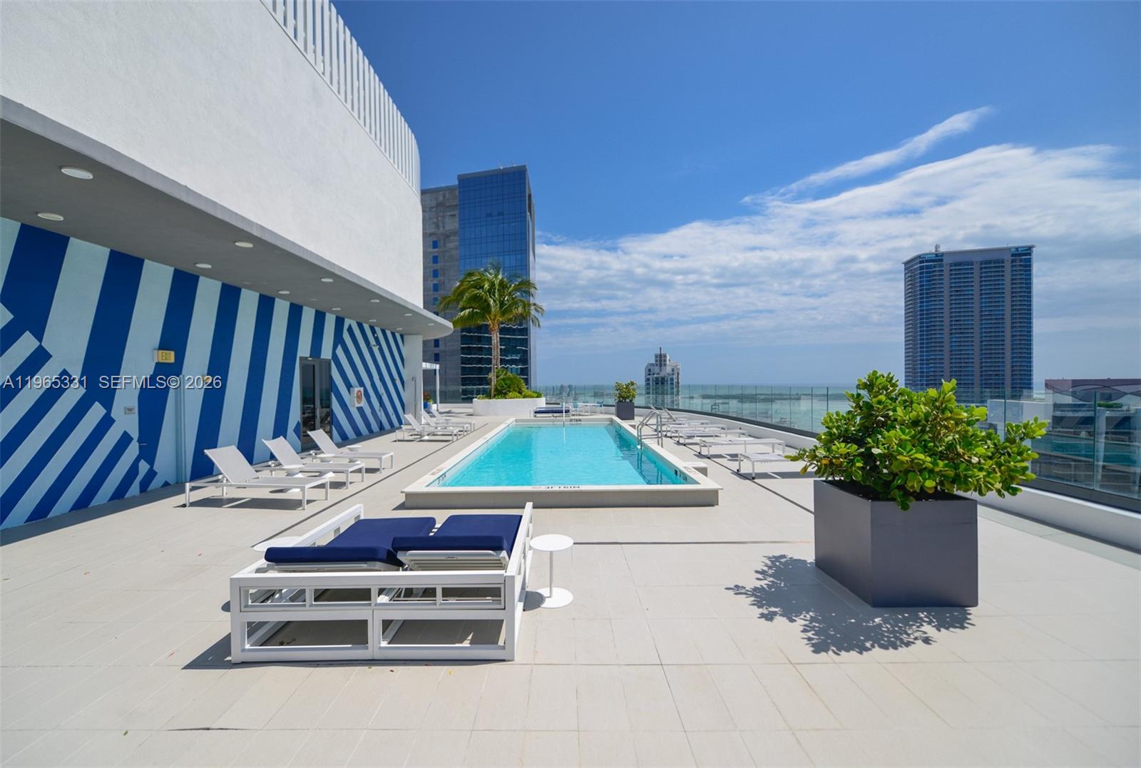 45 SW 9th St #1107, Miami FL 33130