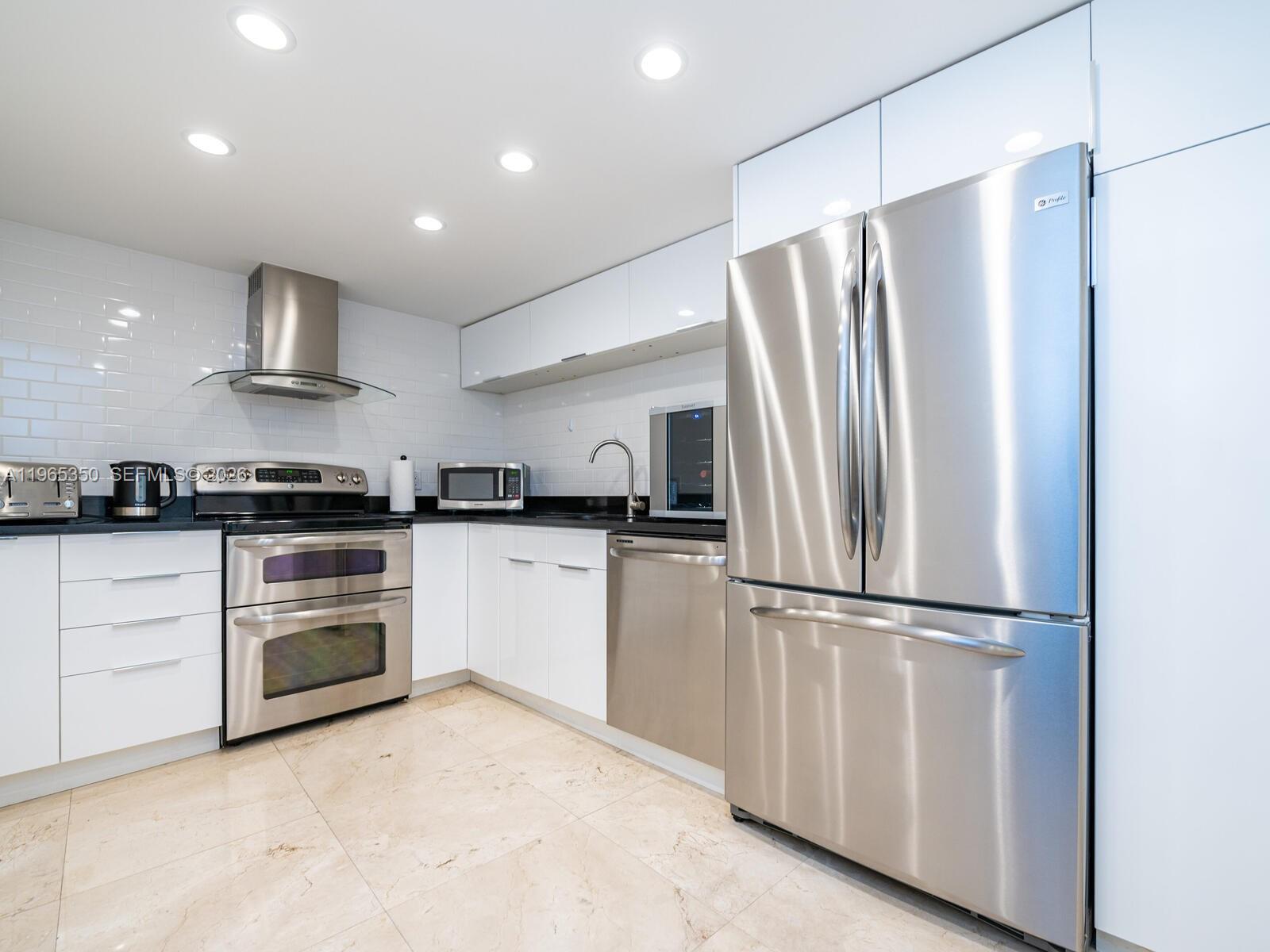 9 Island Ave #2211, Miami Beach FL 33139