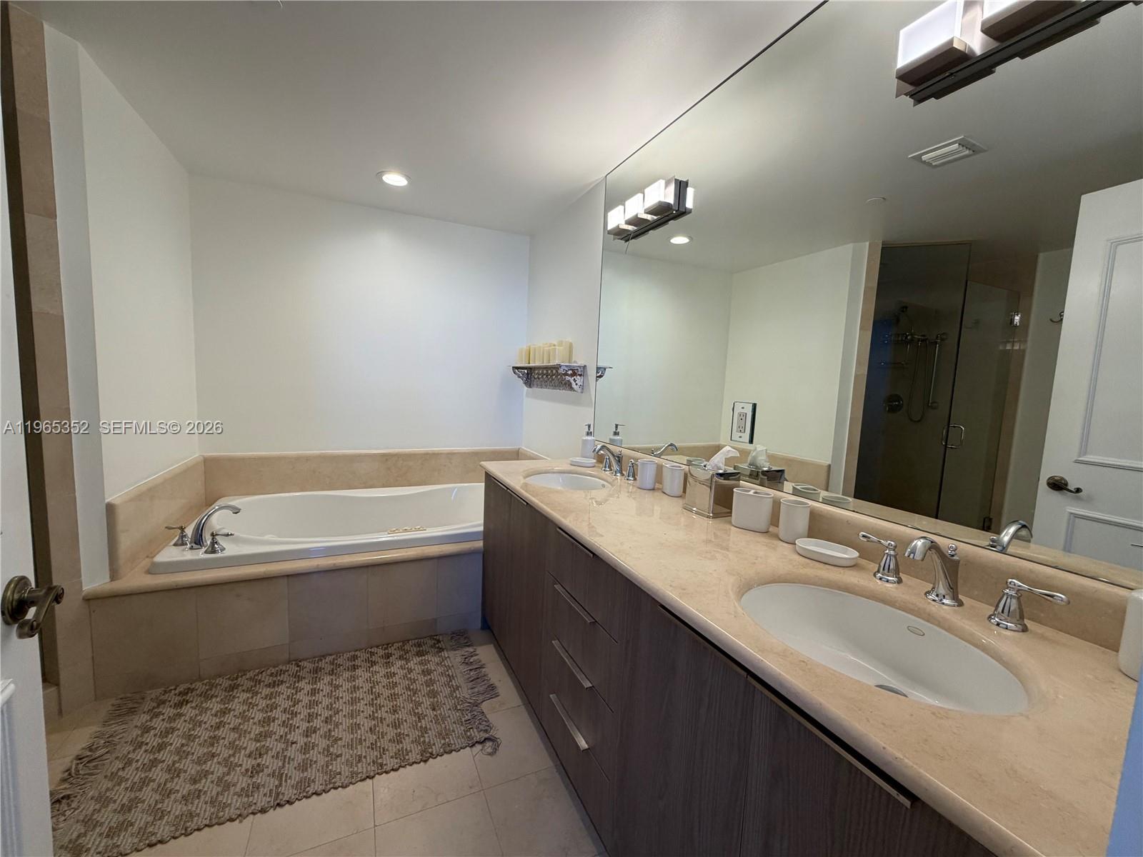 Fort Lauderdale FL 33305 - A11965352