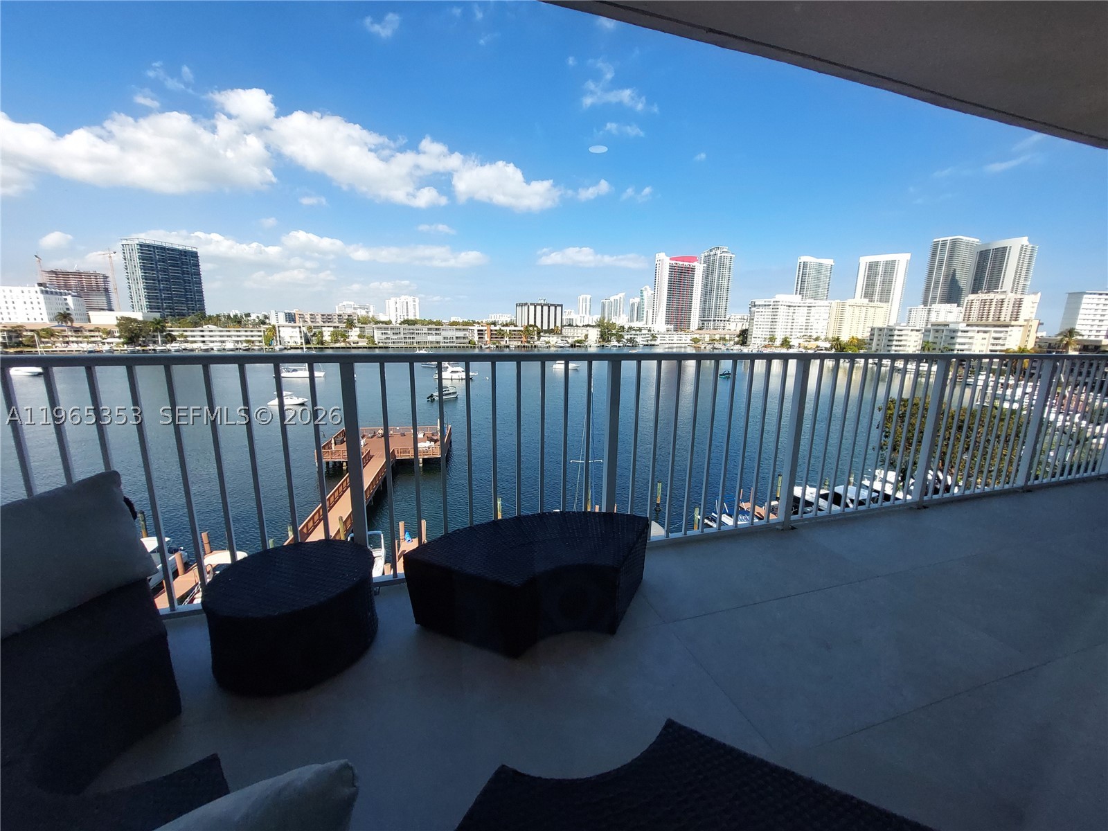 400 Golden Isles Dr #47, Hallandale Beach FL 33009