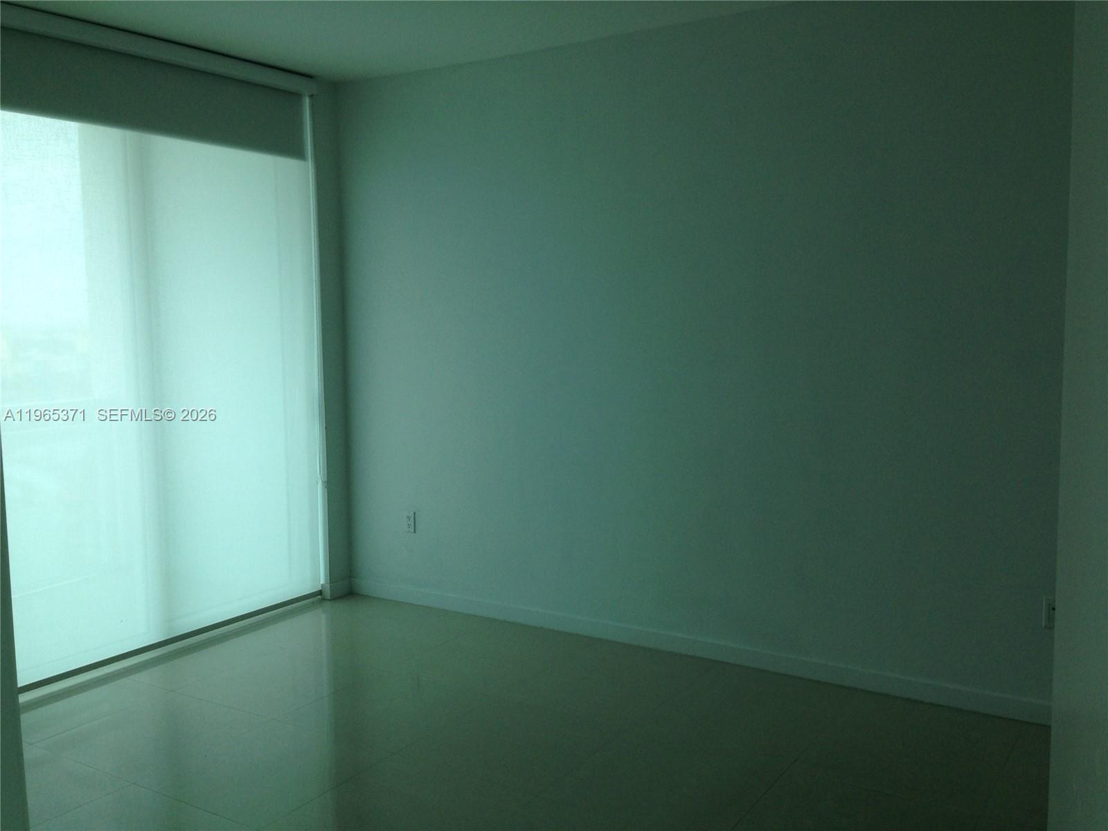 951 Brickell Ave #2207, Miami FL 33131