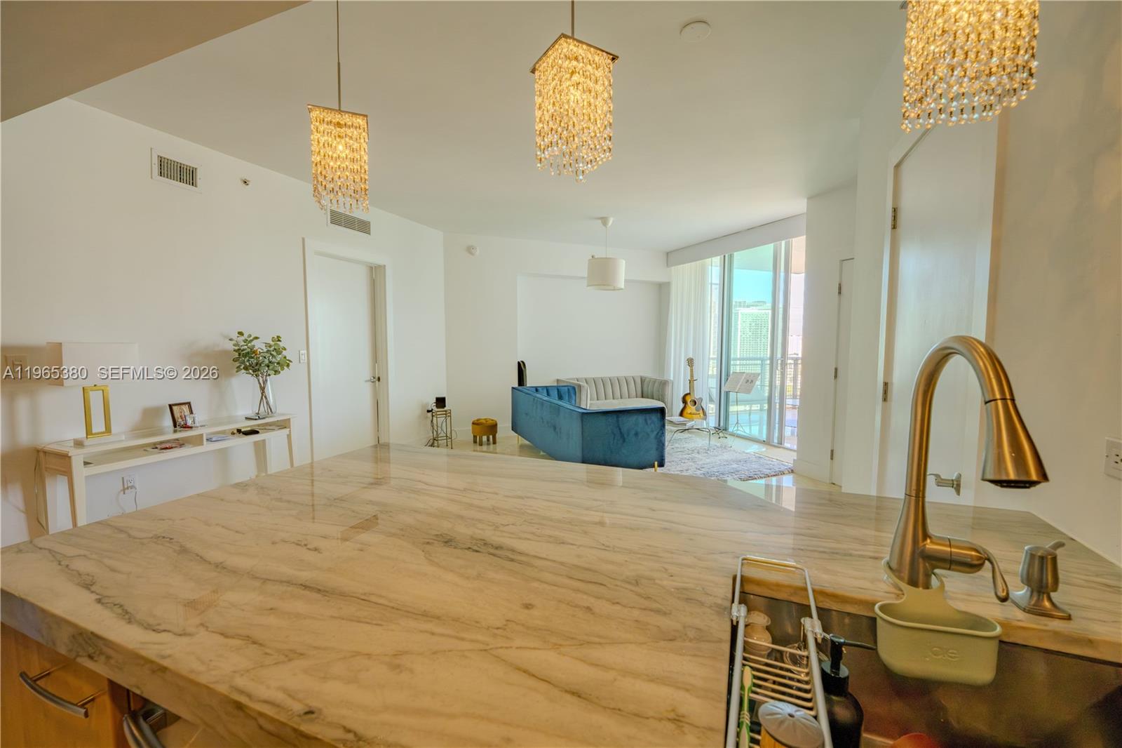 350 S Miami Ave #3203, Miami FL 33130