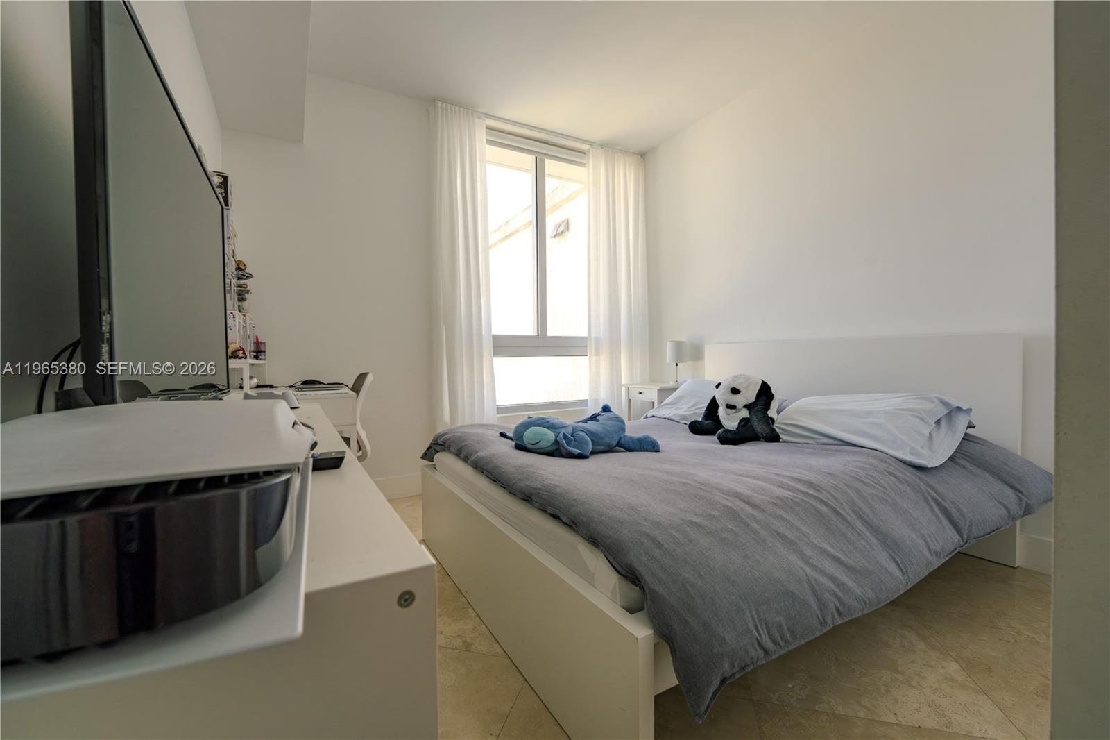 350 S Miami Ave #3203, Miami FL 33130