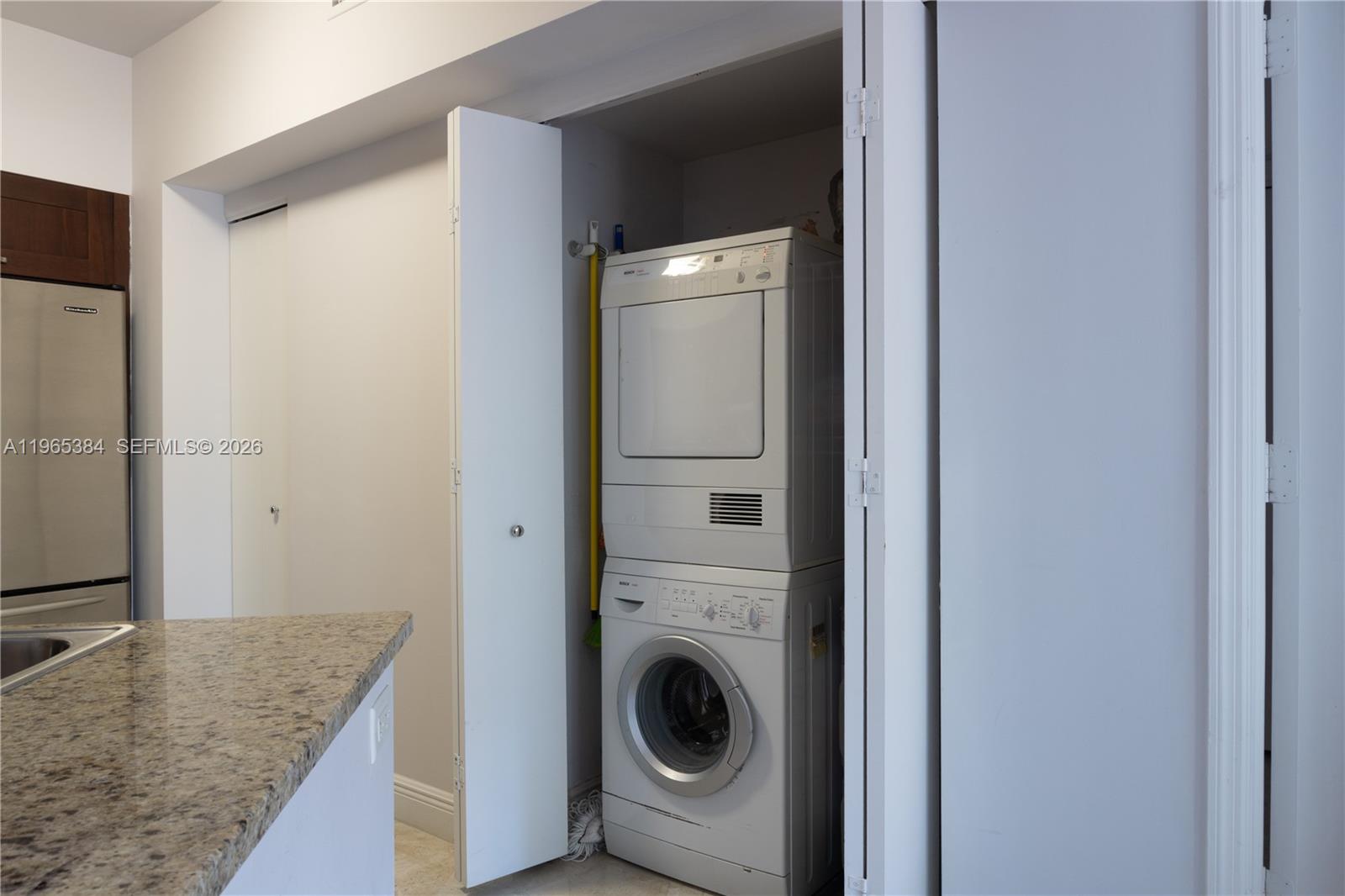 20000 E Country Club Dr #307, Aventura FL 33180