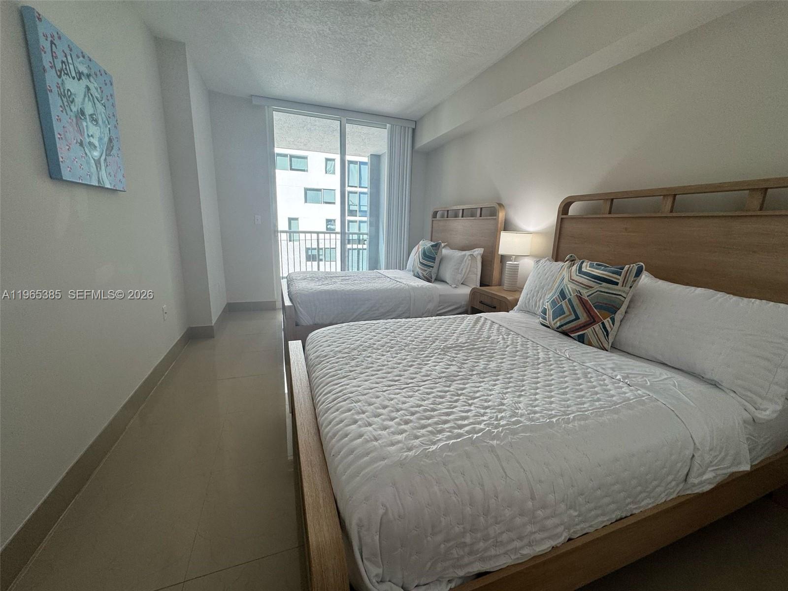 170 SE 14th St #1108, Miami FL 33131