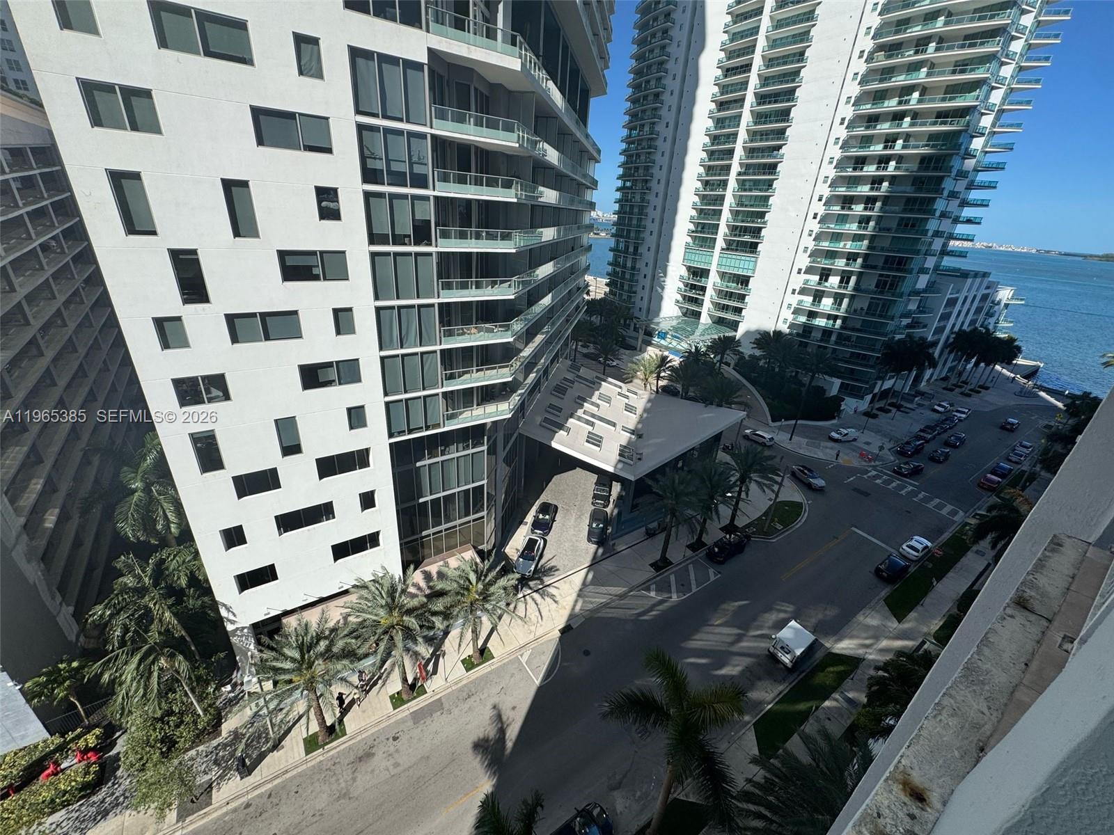 170 SE 14th St #1108, Miami FL 33131