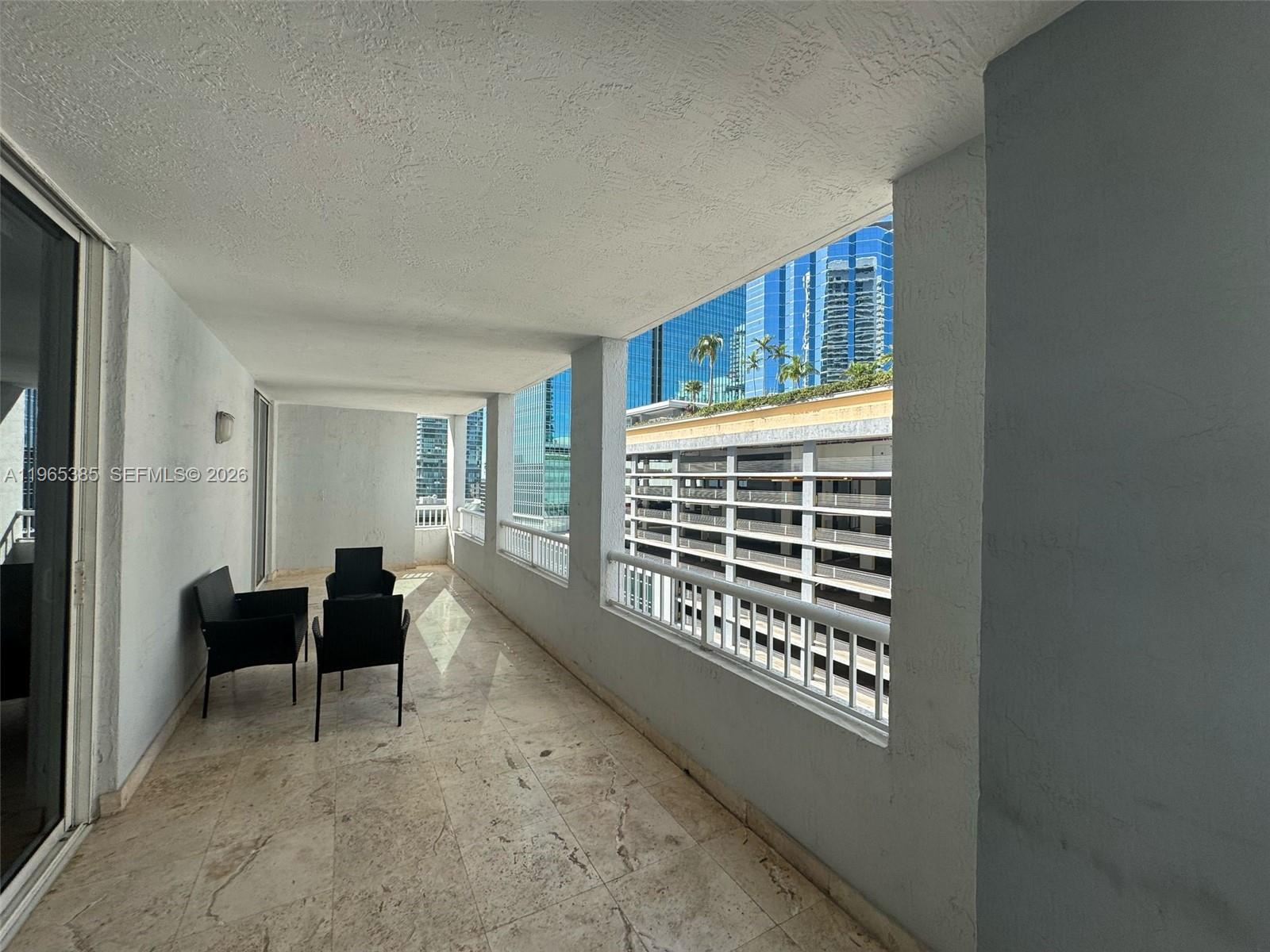 170 SE 14th St #1108, Miami FL 33131
