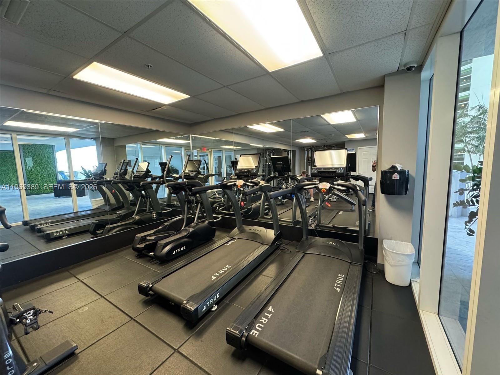 170 SE 14th St #1108, Miami FL 33131