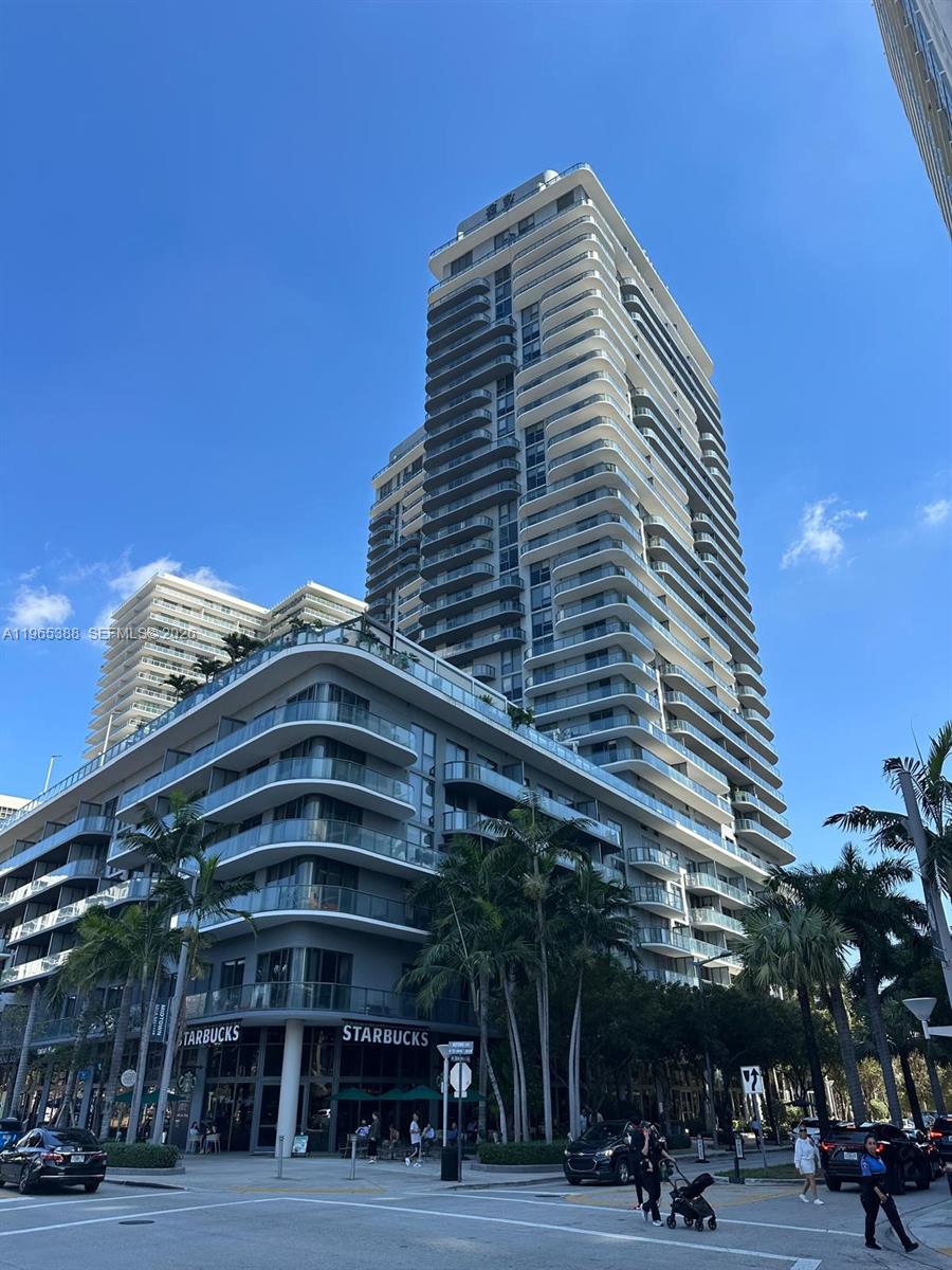 121 NE 34th St #1505, Miami FL 33137