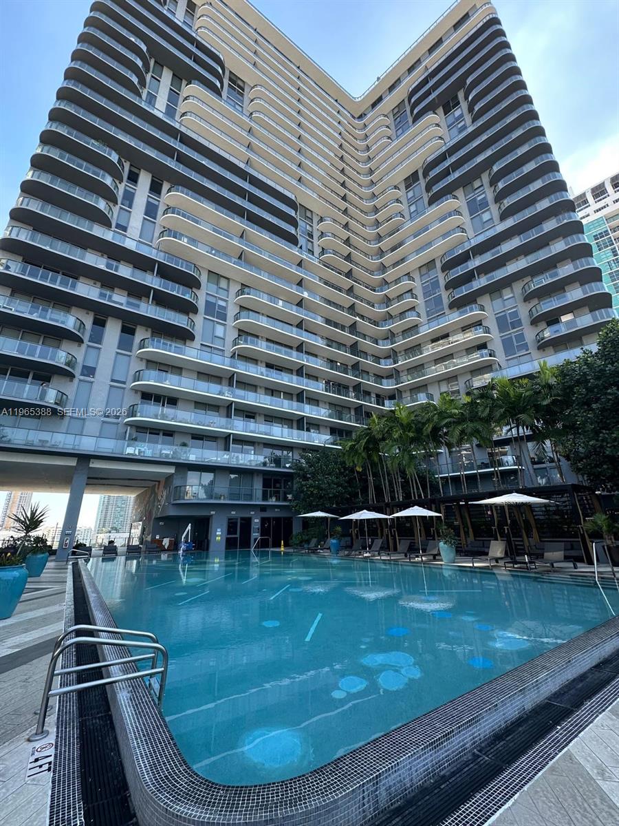 121 NE 34th St #1505, Miami FL 33137