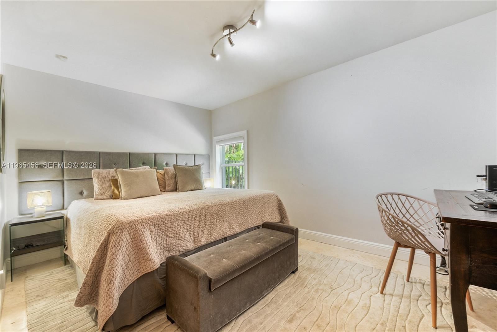 7401 SW 117th St, Pinecrest FL 33156