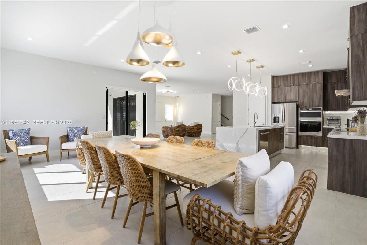 8096 NW 48th Ter, Doral FL 33166