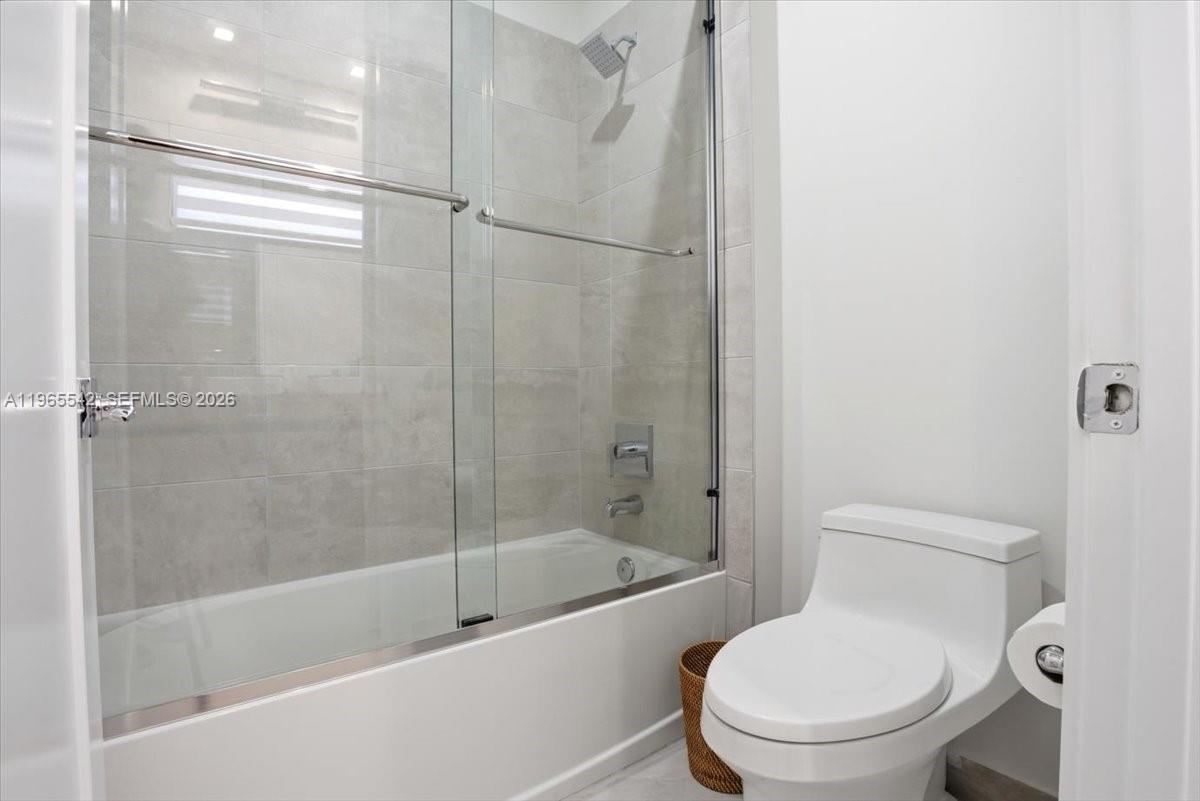 8096 NW 48th Ter, Doral FL 33166